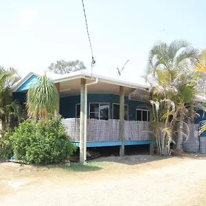 Homestay Castaway House- No Parties - No Pets, Agnes Water